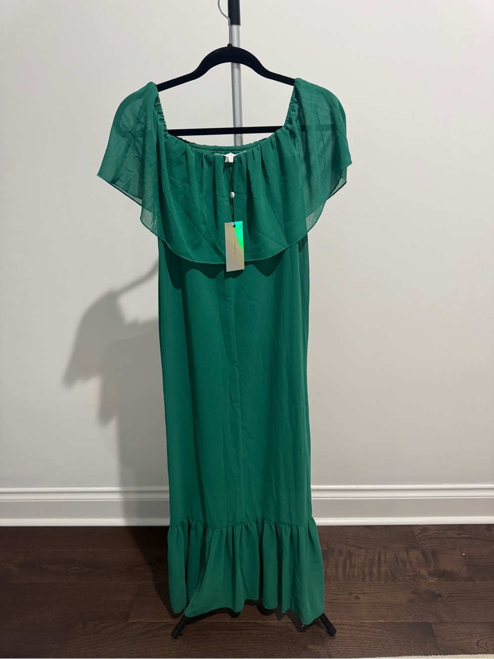 One-Shoulder Emerald Ruffle Maxi Dress - Picture 2 of 3